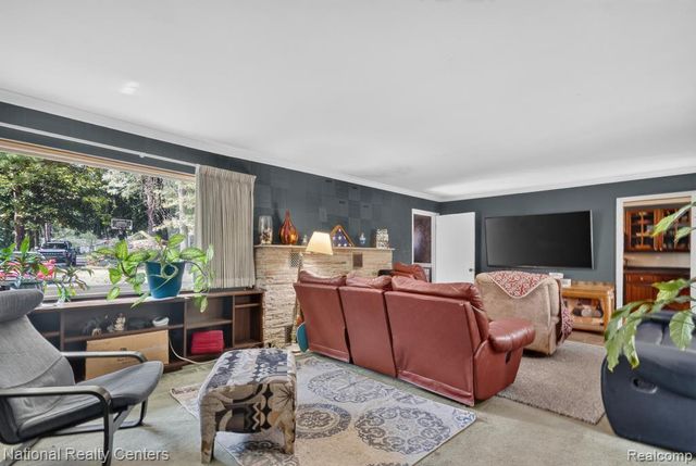 24644 Edgemont Drive, Southfield, MI 48033