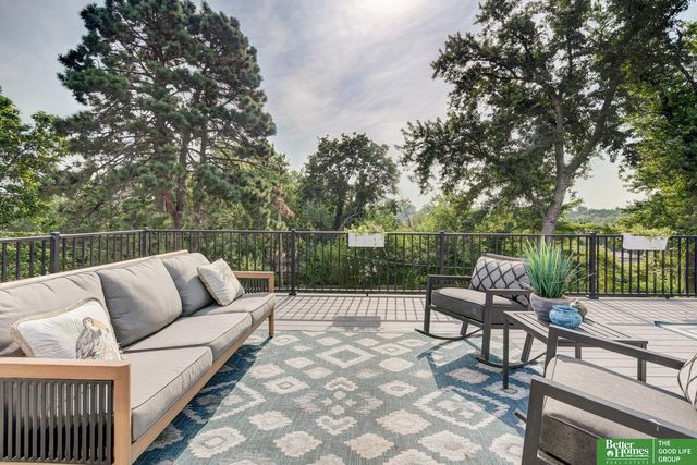 1605 N 59th Street, Omaha, NE 68104