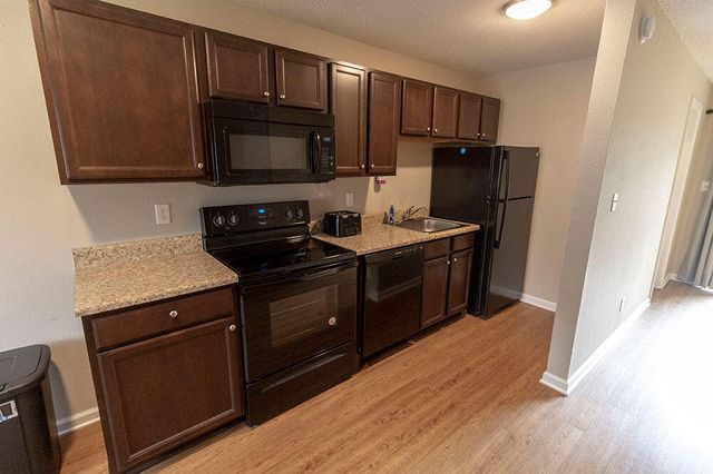 105 N GARTH AVE 52, Columbia, MO 65203