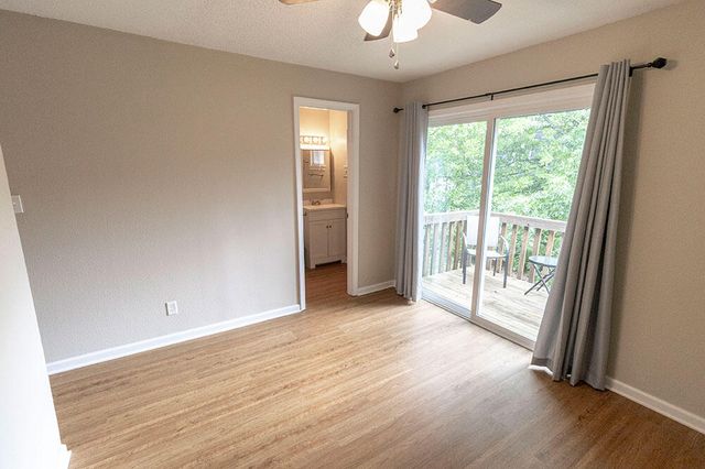 105 N GARTH AVE 52, Columbia, MO 65203