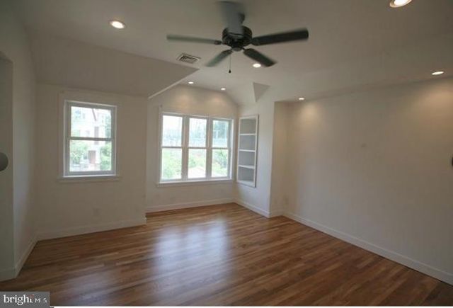 469 W HARVEY ST, Philadelphia, PA 19144