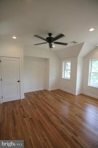 469 W HARVEY ST, Philadelphia, PA 19144