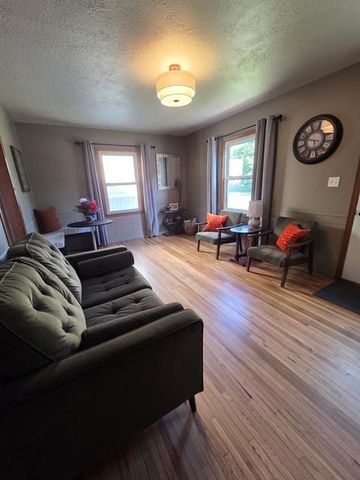 1204 11th Avenue SW, Austin, MN 55912