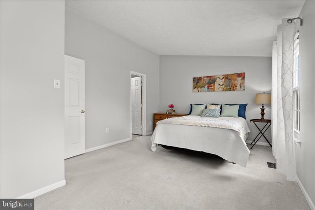 2152 CEDAR BARN WAY, Baltimore, MD 21244