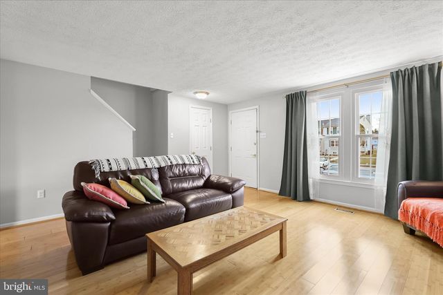 2152 CEDAR BARN WAY, Baltimore, MD 21244