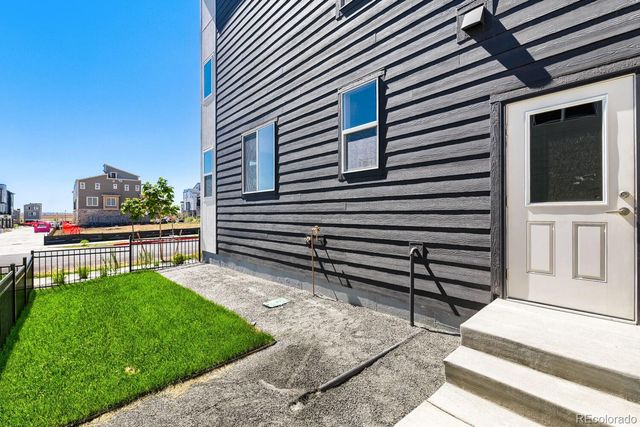 16565 Peak Street, Broomfield, CO 80023
