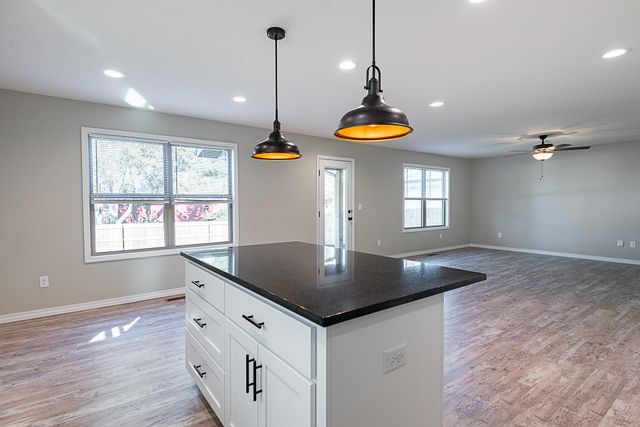 2620 N Prospect Avenue, Springfield, MO 65803