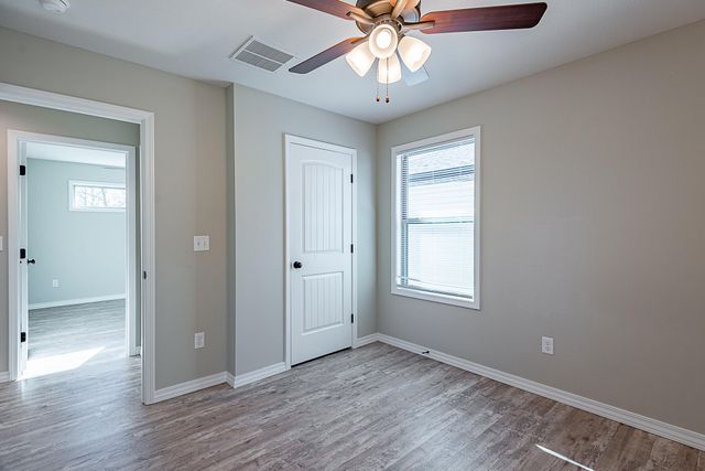 2620 N Prospect Avenue, Springfield, MO 65803