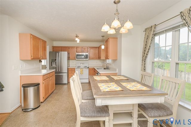 7869 Silktree Pl, Mechanicsville, VA 23111