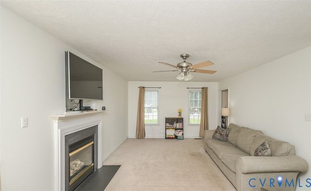 7869 Silktree Pl, Mechanicsville, VA 23111