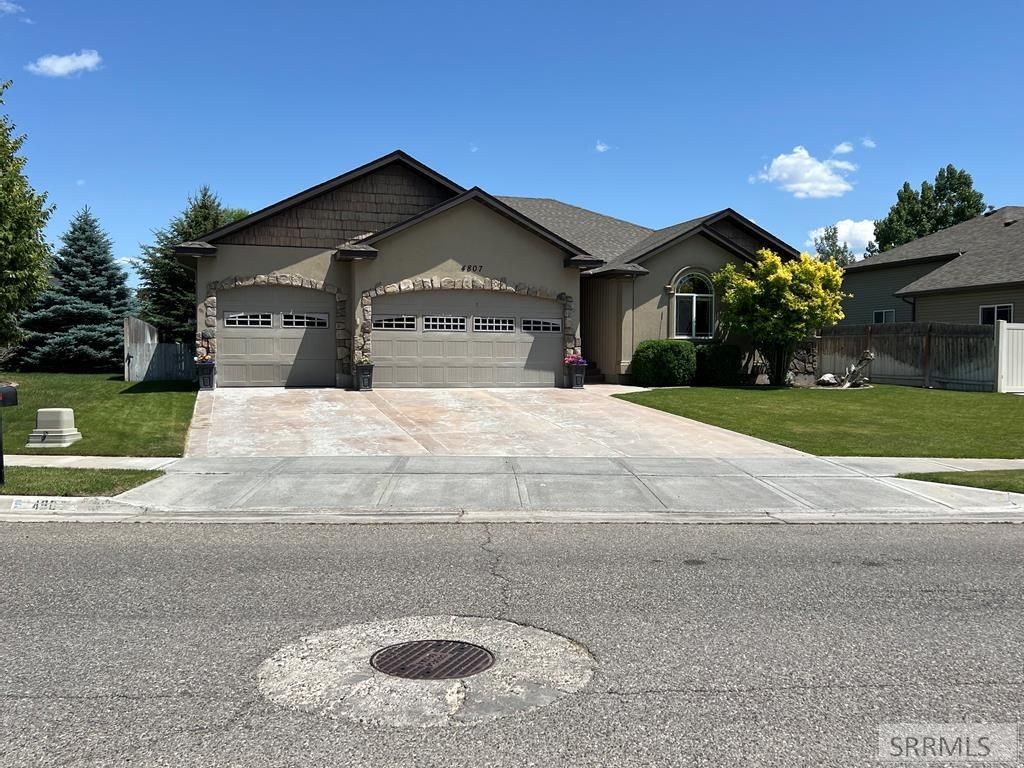 4807 Blackstone Drive, Idaho Falls, ID 83404