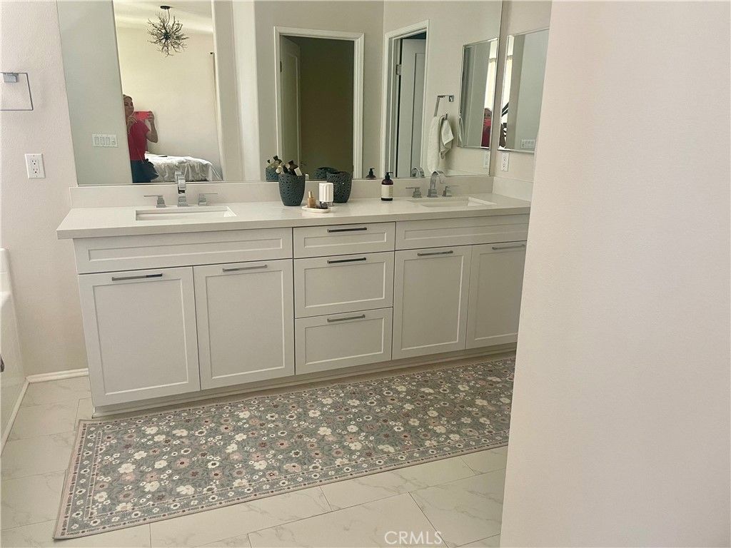 Image 12 of property listing at 28382 Wild Rose, Highland, CA 92346