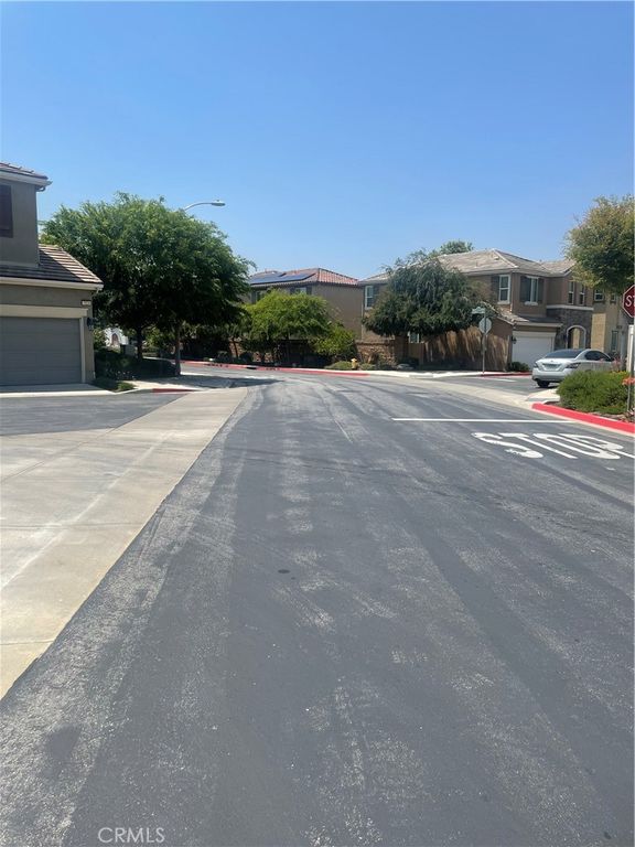 Image 15 of property listing at 28382 Wild Rose, Highland, CA 92346