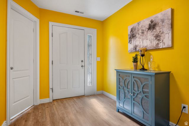 24 N MONTROSE LN, Saratoga Springs, UT 84043