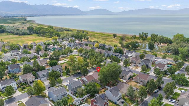 24 N MONTROSE LN, Saratoga Springs, UT 84043