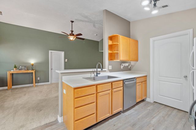 24 N MONTROSE LN, Saratoga Springs, UT 84043