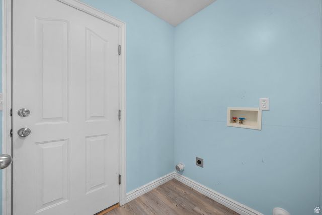 24 N MONTROSE LN, Saratoga Springs, UT 84043