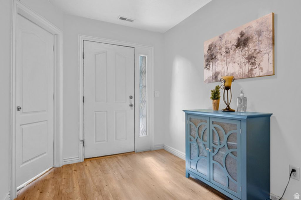 24 N MONTROSE LN, Saratoga Springs, UT 84043 — photo 3