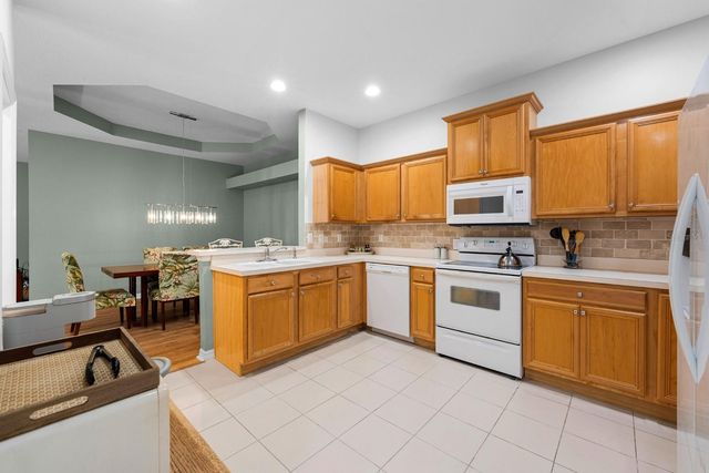 3512 GRAND MAGNOLIA PLACE, Valrico, FL 33596