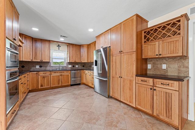 15302 Yellow Bird Road, Hockley, TX 77447