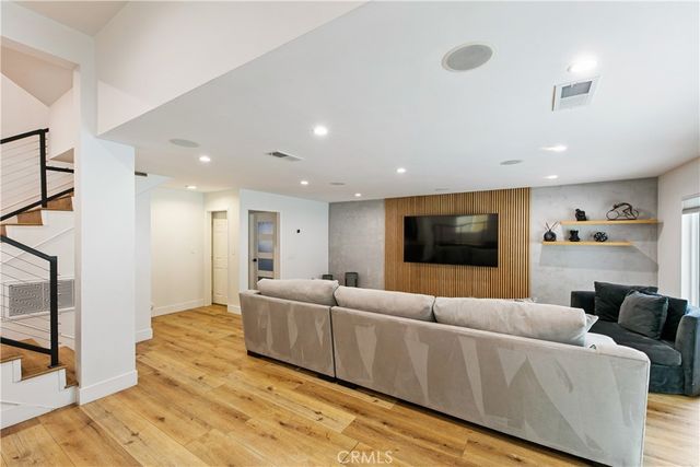 24411 Highlander Road, West Hills, CA 91307