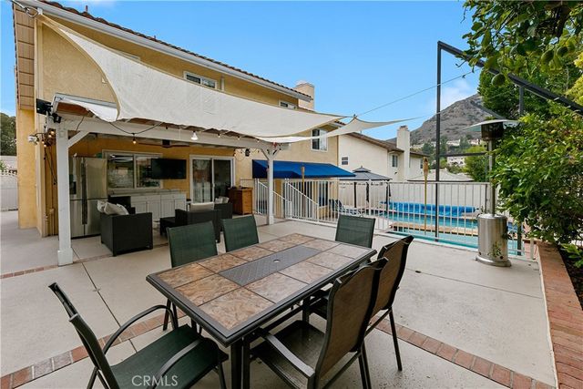 24411 Highlander Road, West Hills, CA 91307