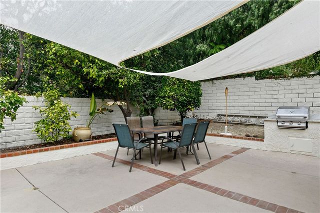 24411 Highlander Road, West Hills, CA 91307