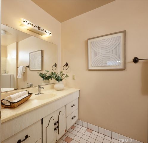 5623 Pimenta, Lakewood, CA 90712