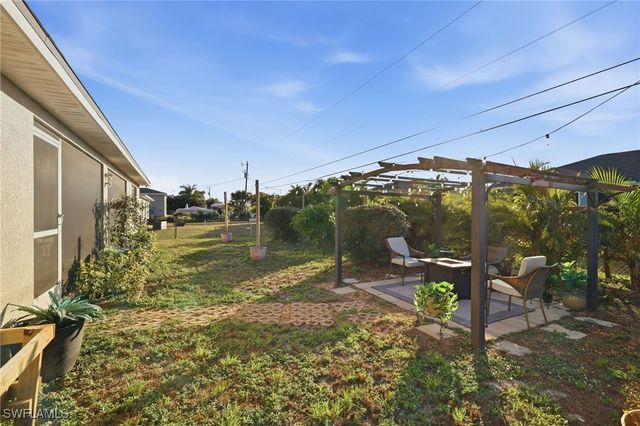 1330 NW 7th AVE, Cape Coral, FL 33993