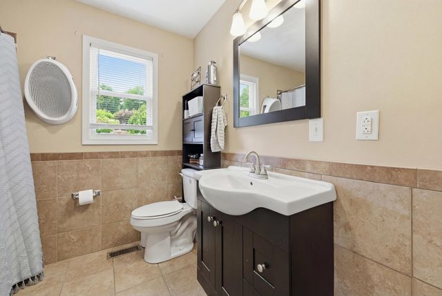2245 Dug Hill Road, Irvine, KY 40336