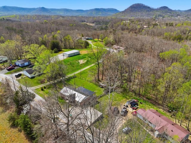 2245 Dug Hill Road, Irvine, KY 40336