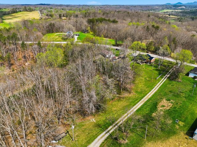 2245 Dug Hill Road, Irvine, KY 40336