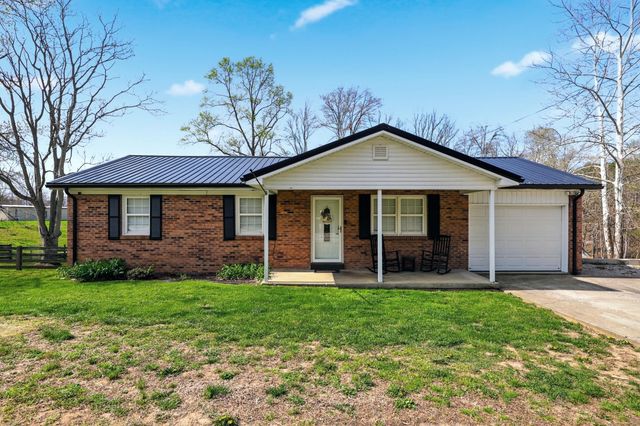 2245 Dug Hill Road, Irvine, KY 40336