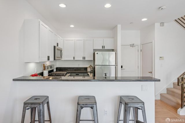 301 Gough Street F, San Francisco, CA 94102