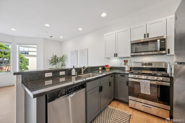 301 Gough Street F, San Francisco, CA 94102