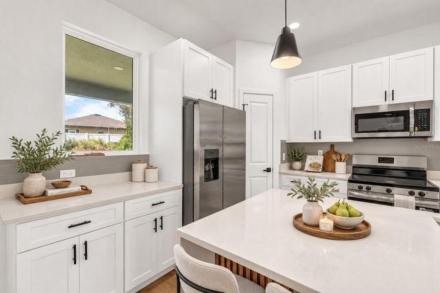15612 SW 22ND COURT, Ocala, FL 34473