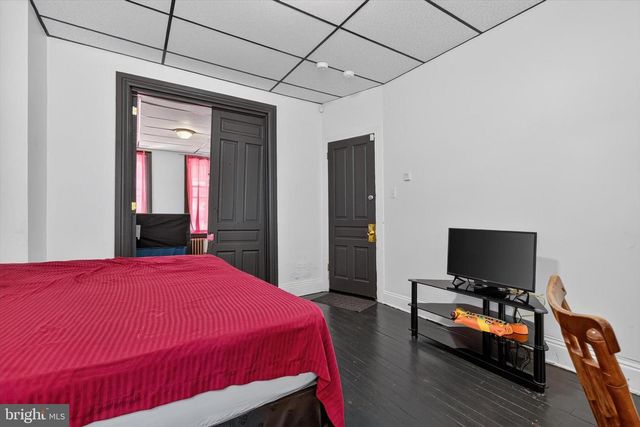 214 W JACKSON ST, York, PA 17401
