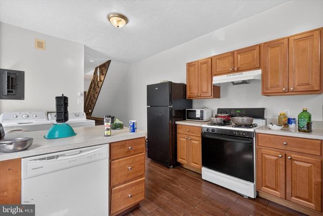 214 W JACKSON ST, York, PA 17401
