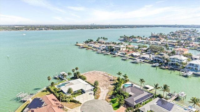 745 126TH AVENUE, Treasure Island, FL 33706