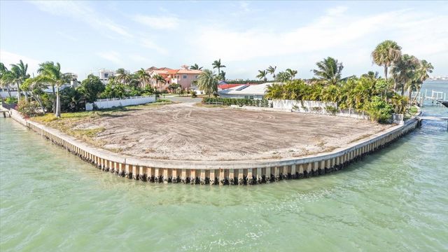 745 126TH AVENUE, Treasure Island, FL 33706