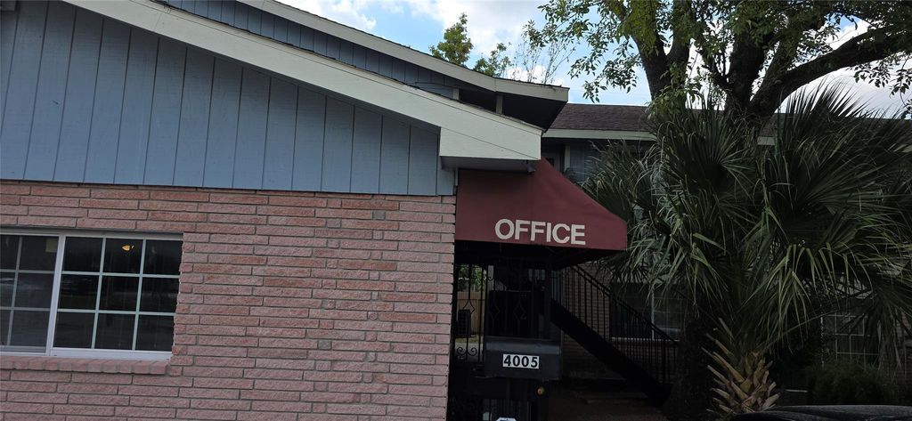 4005 Irvington Boulevard 6, Houston, TX 77009