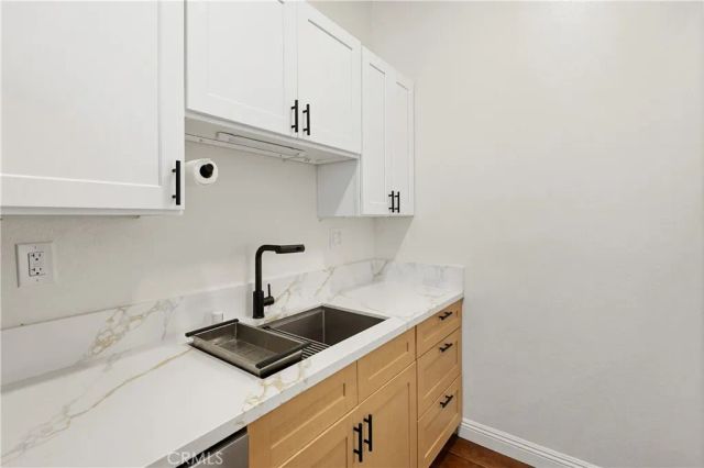 8328 Regents Road 1F, San Diego, CA 92122