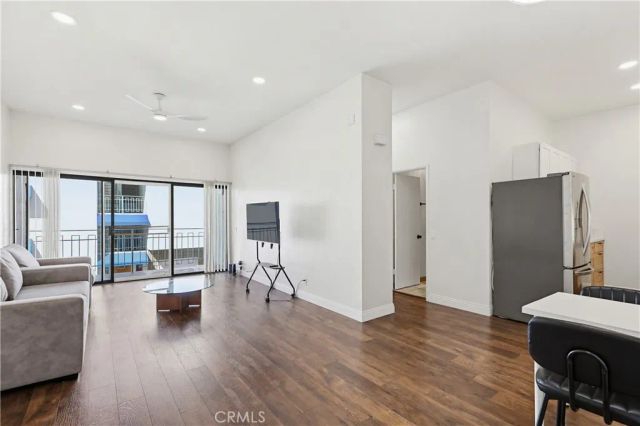 8328 Regents Road 1F, San Diego, CA 92122