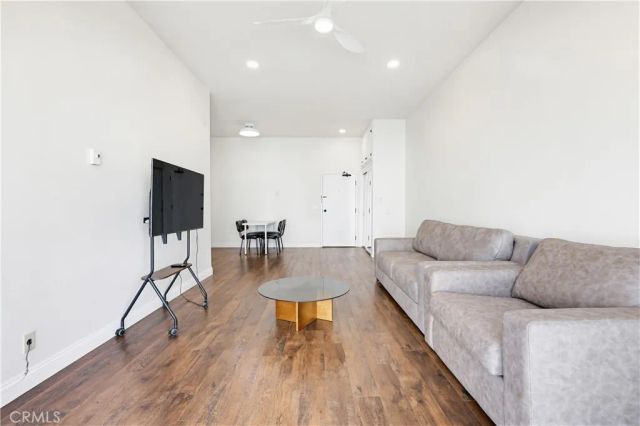 8328 Regents Road 1F, San Diego, CA 92122