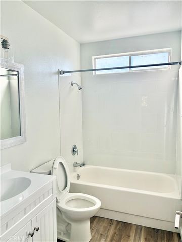 75 Maxine Avenue, Oak View, CA 93022