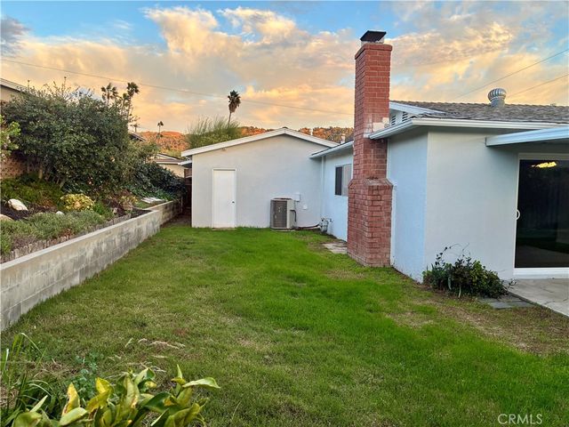 75 Maxine Avenue, Oak View, CA 93022