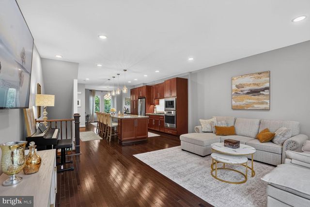 42290 PEREGRINE TER, Brambleton, VA 20148