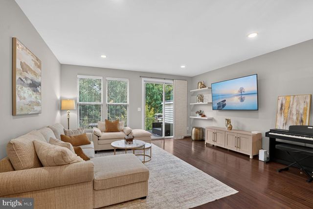 42290 PEREGRINE TER, Brambleton, VA 20148