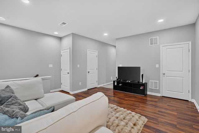 42290 PEREGRINE TER, Brambleton, VA 20148