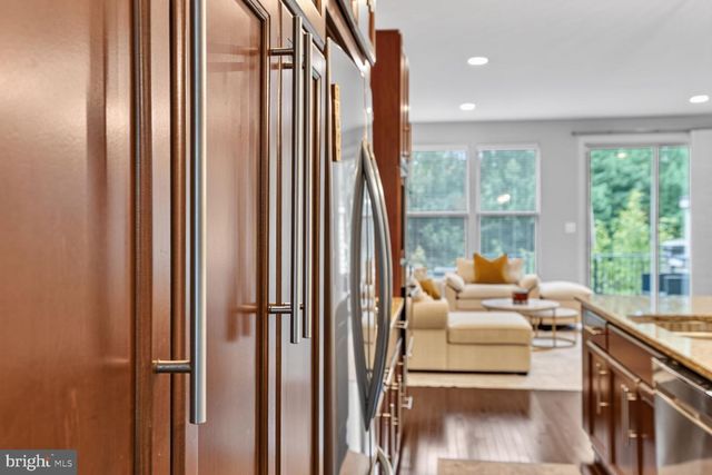 42290 PEREGRINE TER, Brambleton, VA 20148